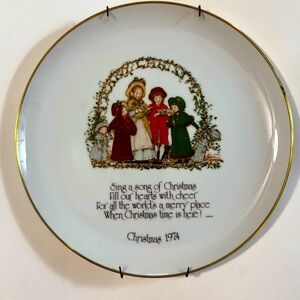 1974 Holly Hobbie Christmas Plate